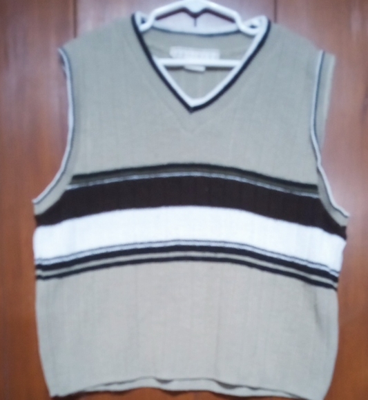 Project Large Grandpa vest - Picture 3 of 3